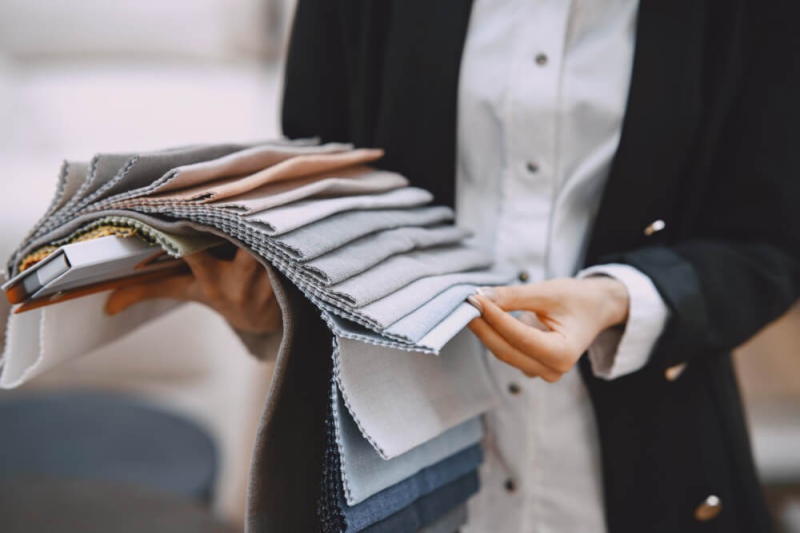 Diferenças entre entretela de papel, tecido e malha